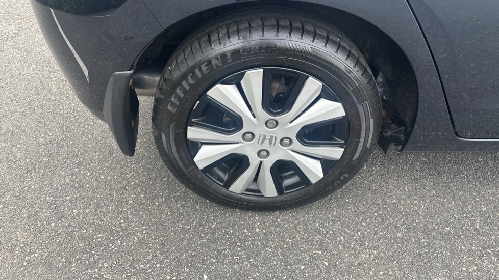 Honda Jazz 1.5 i-MMD Hybrid SR 5dr eCVT Hybrid Hatchback - Image 36