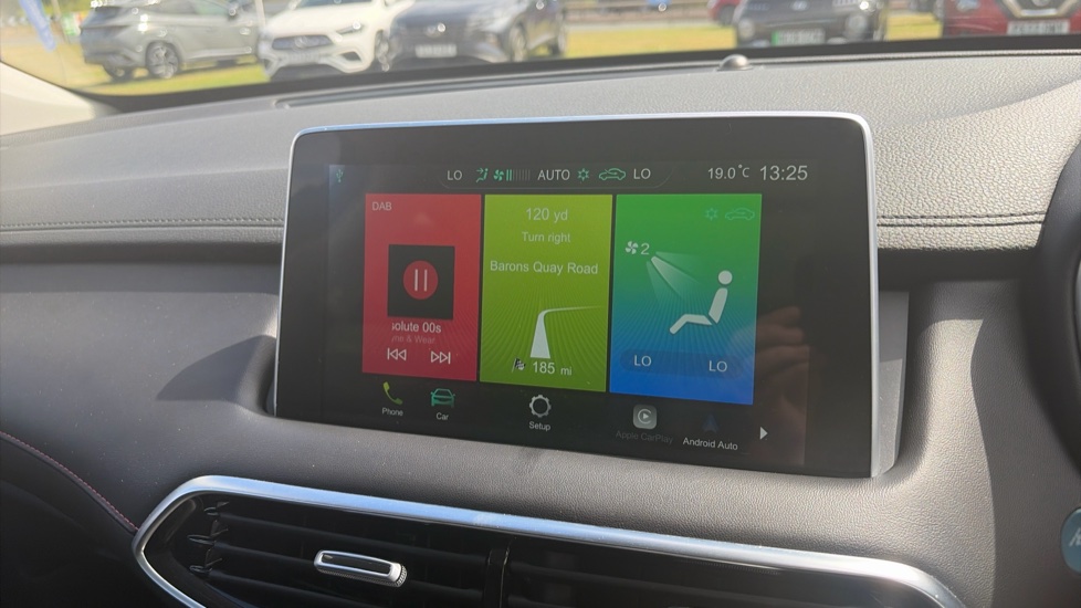 MG HS 1.5 T-GDI Exclusive 5dr DCT Petrol Hatchback - Image 12