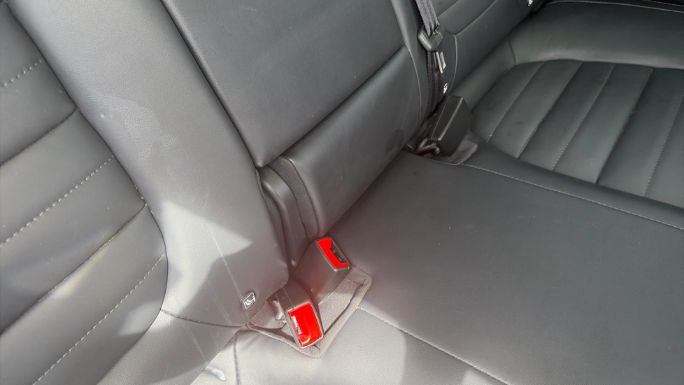 MG HS 1.5 T-GDI Exclusive 5dr DCT Petrol Hatchback - Image 17