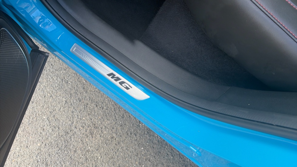 MG HS 1.5 T-GDI Exclusive 5dr DCT Petrol Hatchback - Image 30