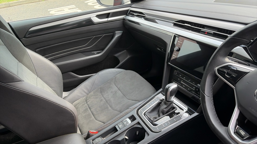 Volkswagen Arteon 1.4 TSI eHybrid R-Line 5dr DSG Hatchback - Image 14