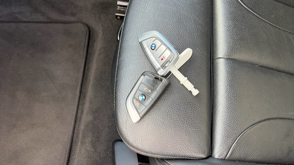 BMW X2 sDrive 20i M Sport 5dr Step Auto Petrol Hatchback - Image 20