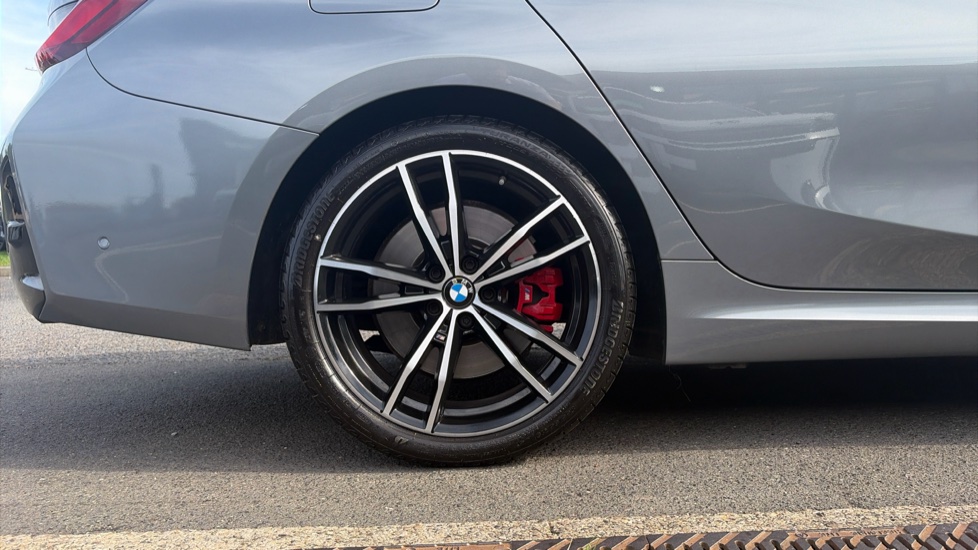 BMW 3 Series 320i M Sport 4dr Step Auto Petrol Saloon - Image 7