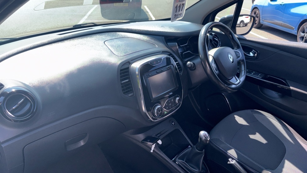 Renault Captur 1.5 dCi 90 Dynamique S Nav 5dr Diesel Hatchback - Image 9