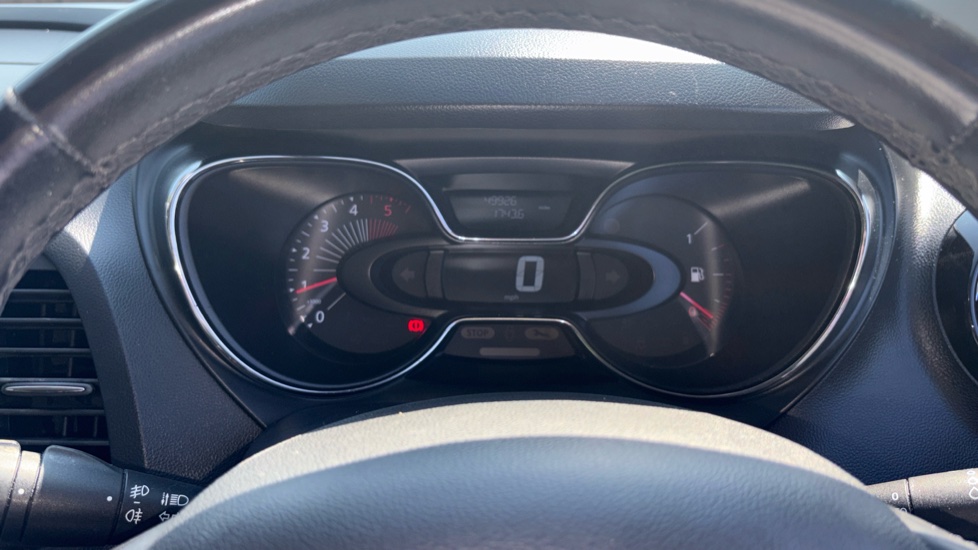 Renault Captur 1.5 dCi 90 Dynamique S Nav 5dr Diesel Hatchback - Image 18