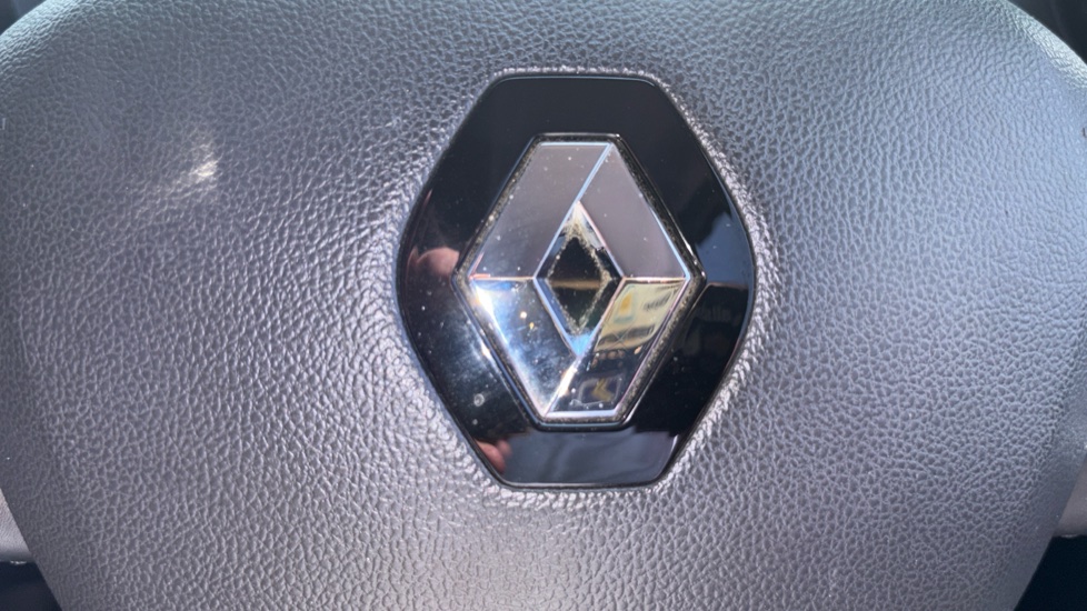 Renault Captur 1.5 dCi 90 Dynamique S Nav 5dr Diesel Hatchback - Image 23