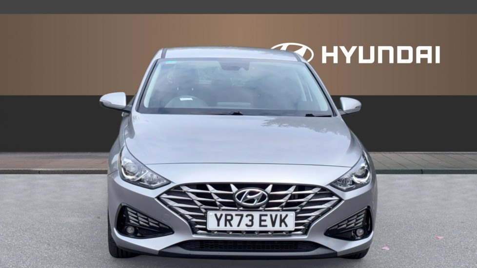 Hyundai i30 1.0T GDi SE Connect 5dr DCT Petrol Hatchback - Image 3