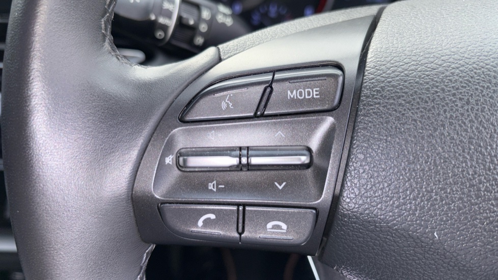 Hyundai i30 1.0T GDi SE Connect 5dr DCT Petrol Hatchback - Image 24