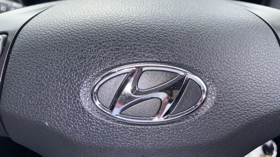 Hyundai i30 1.0T GDi SE Connect 5dr DCT Petrol Hatchback - Image 25