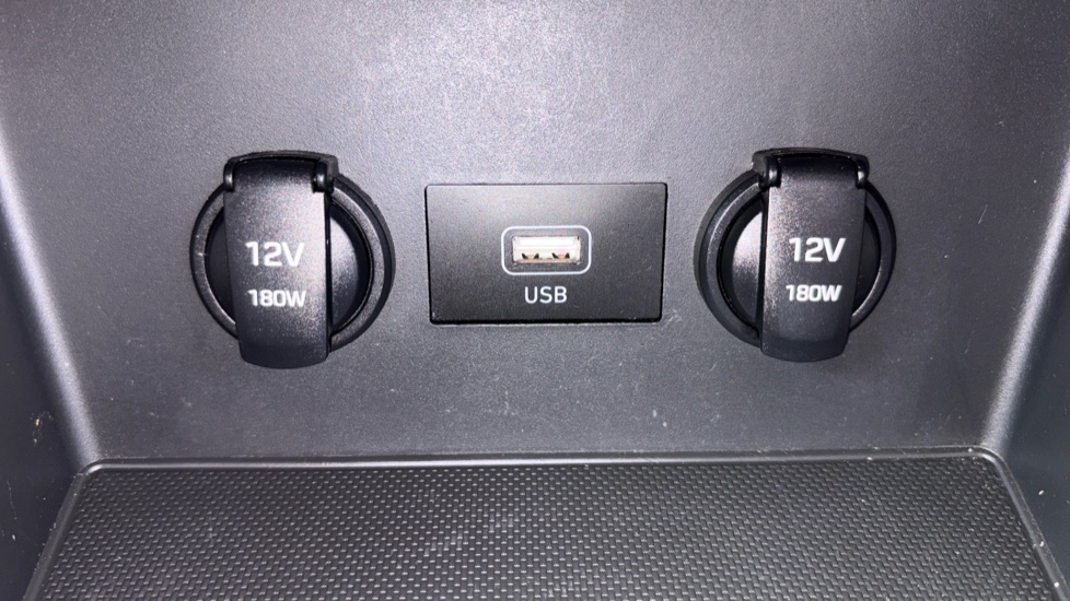 Hyundai i30 1.0T GDi SE Connect 5dr DCT Petrol Hatchback - Image 28