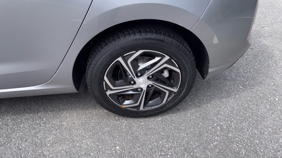 Hyundai i30 1.0T GDi SE Connect 5dr DCT Petrol Hatchback - Image 37