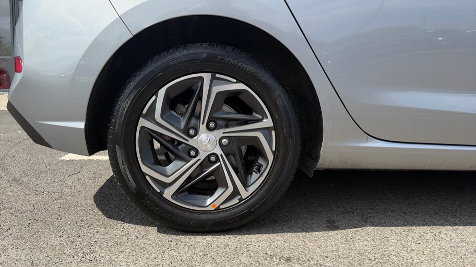Hyundai i30 1.0T GDi SE Connect 5dr DCT Petrol Hatchback - Image 7
