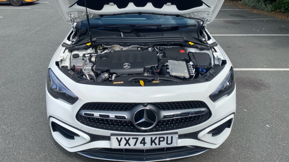 Mercedes-Benz GLA 220d 4Matic AMG Line Executive 5dr Auto Diesel Hatchback - Image 8