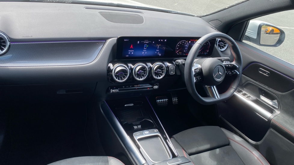 Mercedes-Benz GLA 220d 4Matic AMG Line Executive 5dr Auto Diesel Hatchback - Image 9