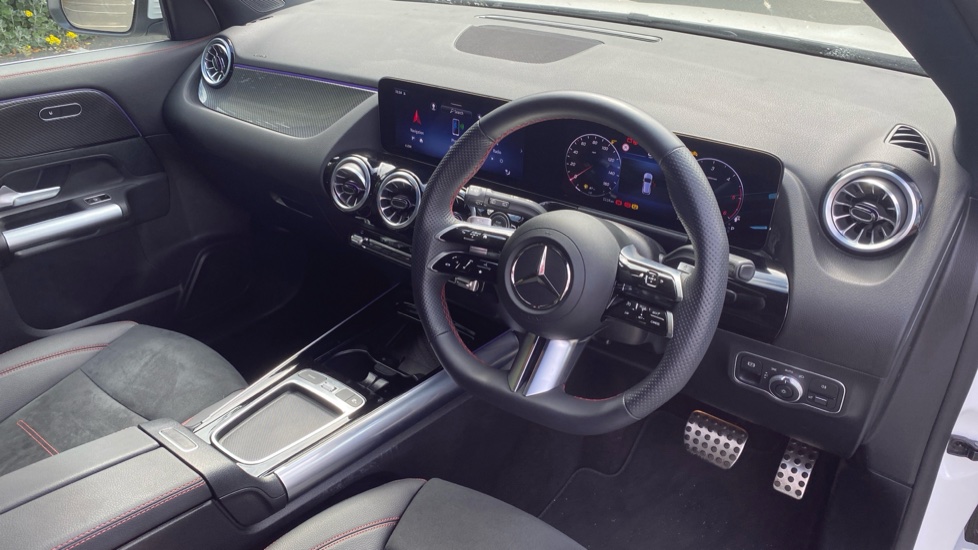 Mercedes-Benz GLA 220d 4Matic AMG Line Executive 5dr Auto Diesel Hatchback - Image 11
