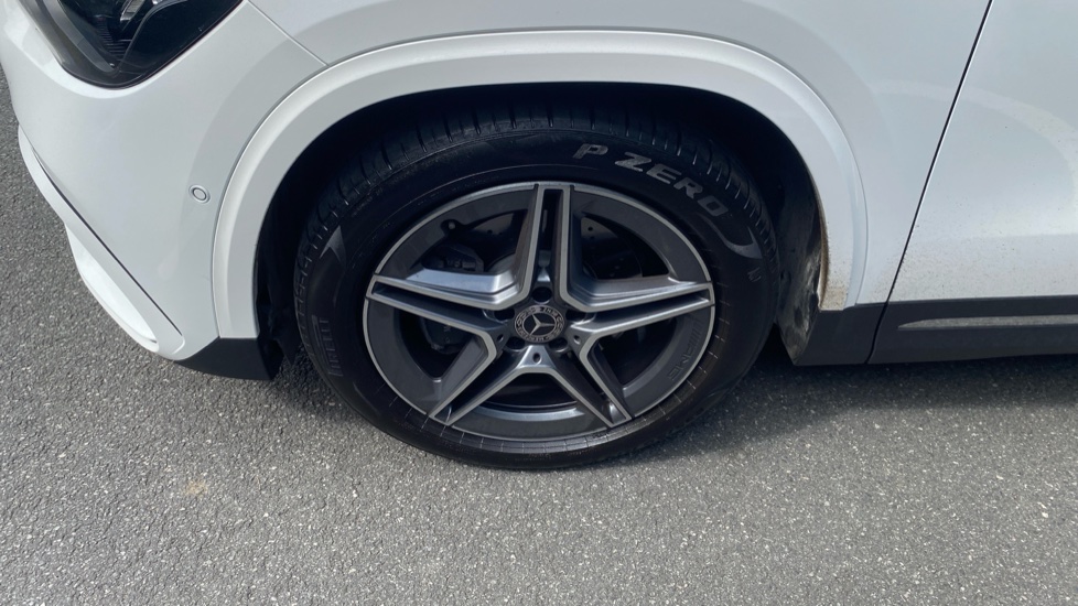 Mercedes-Benz GLA 220d 4Matic AMG Line Executive 5dr Auto Diesel Hatchback - Image 39