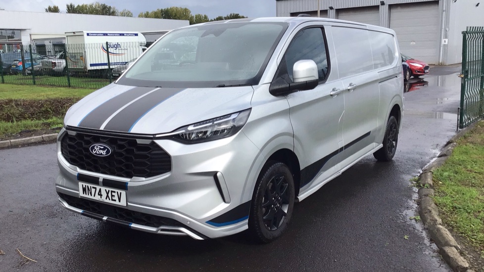 2024 Ford Transit Custom Moondust Silver £29,000 Newport