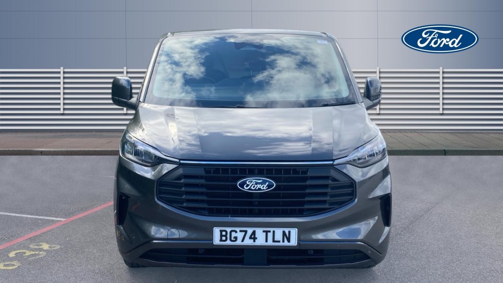Ford Transit Custom 320 L2 Diesel Fwd 2.0 EcoBlue 136ps H1 Van Limited - Image 8