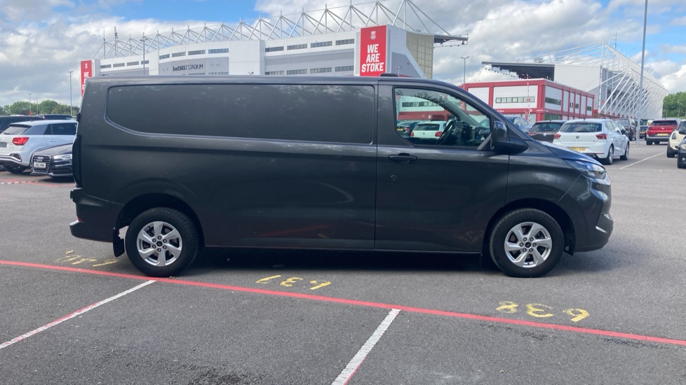 Ford Transit Custom 320 L2 Diesel Fwd 2.0 EcoBlue 136ps H1 Van Limited - Image 9