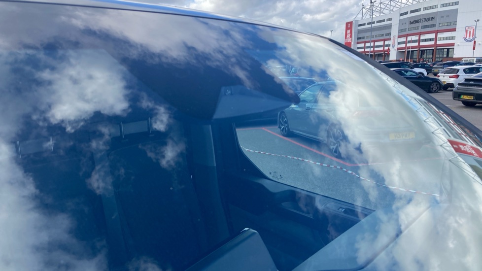 Ford Transit Custom 320 L2 Diesel Fwd 2.0 EcoBlue 136ps H1 Van Limited - Image 29