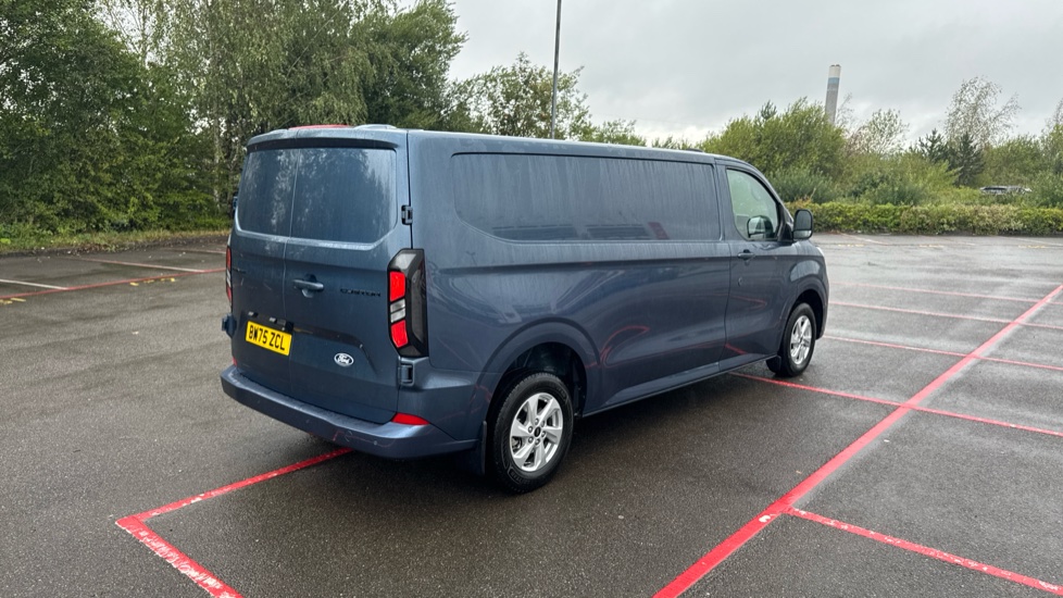 Ford Transit Custom 320 L2 Diesel Fwd 2.0 EcoBlue 136ps H1 Van Limited Auto - Image 10