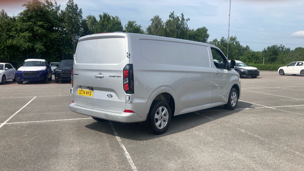 Ford Transit Custom 300 L2 Diesel Fwd 2.0 EcoBlue 136ps H1 Van Limited - Image 10