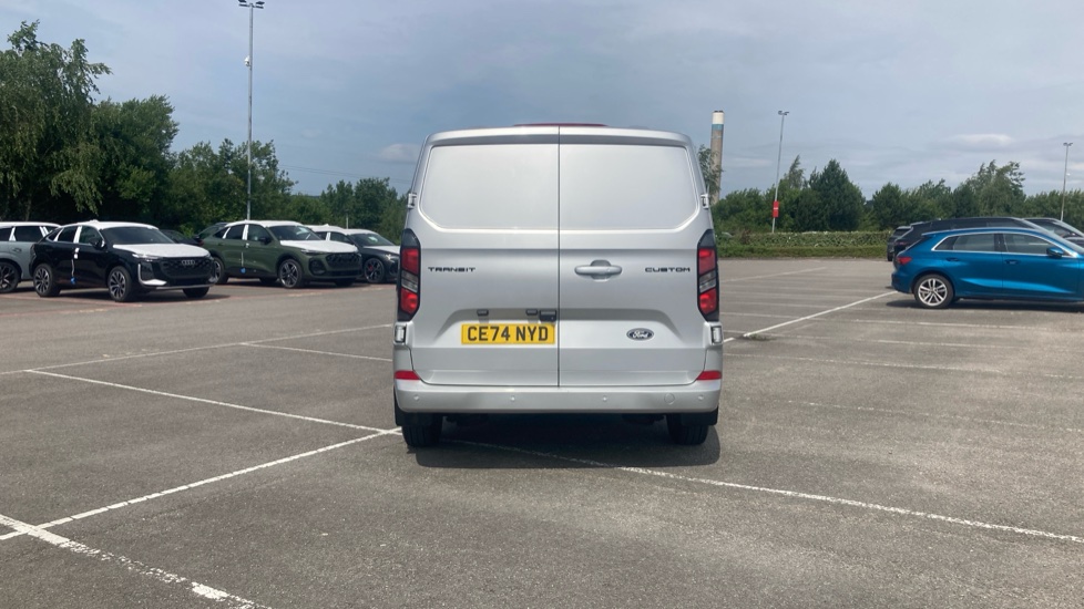 Ford Transit Custom 300 L2 Diesel Fwd 2.0 EcoBlue 136ps H1 Van Limited - Image 11