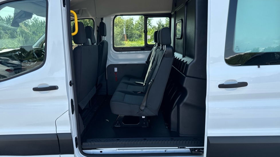 Ford Transit 350 L3 Diesel Fwd 2.0 EcoBlue 130ps H2 Trend Double Cab Van - Image 5