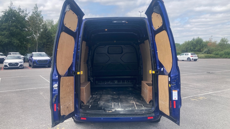 Ford Transit Custom 290 Swb Diesel Fwd 2.0 TDCi 130ps High Roof Limited Van - Image 3