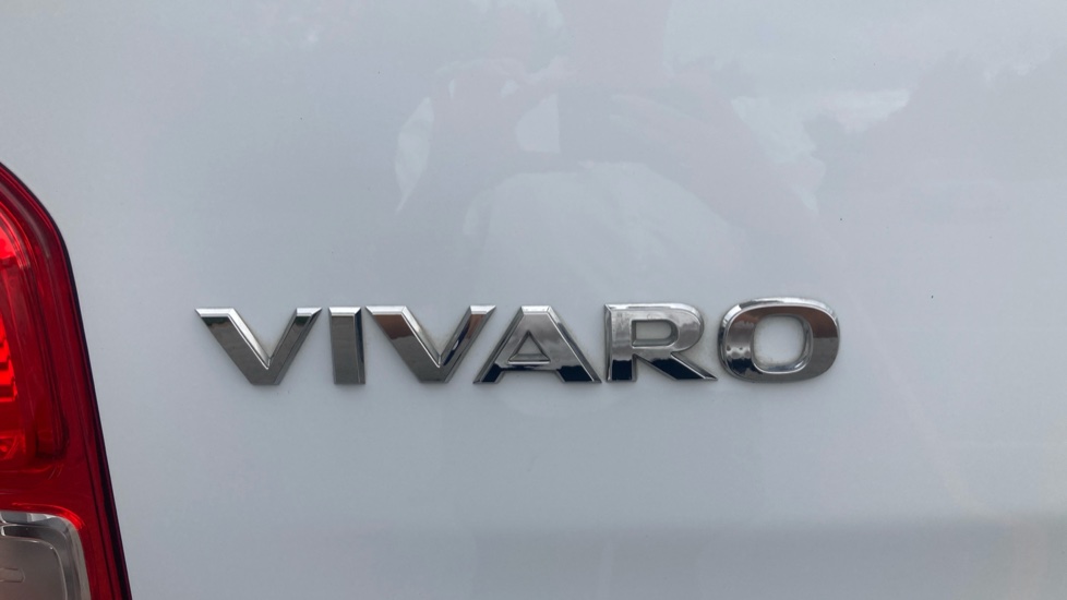 Vauxhall Vivaro L1 Diesel 3100 2.0d 145PS Pro H1 Van - Image 22