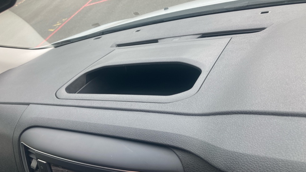 Vauxhall Vivaro L1 Diesel 3100 2.0d 145PS Pro H1 Van - Image 37