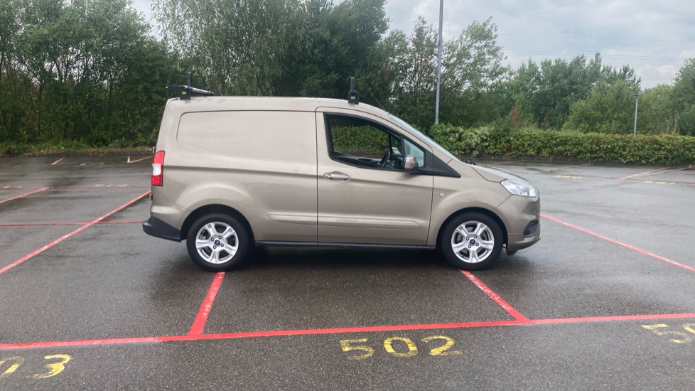 Ford Transit Courier Petrol 1.0 EcoBoost Limited Van [6 Speed] - Image 9