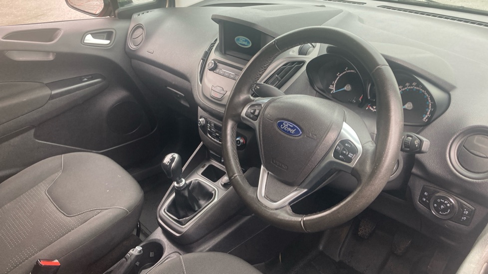 Ford Transit Courier Petrol 1.0 EcoBoost Limited Van [6 Speed] - Image 16
