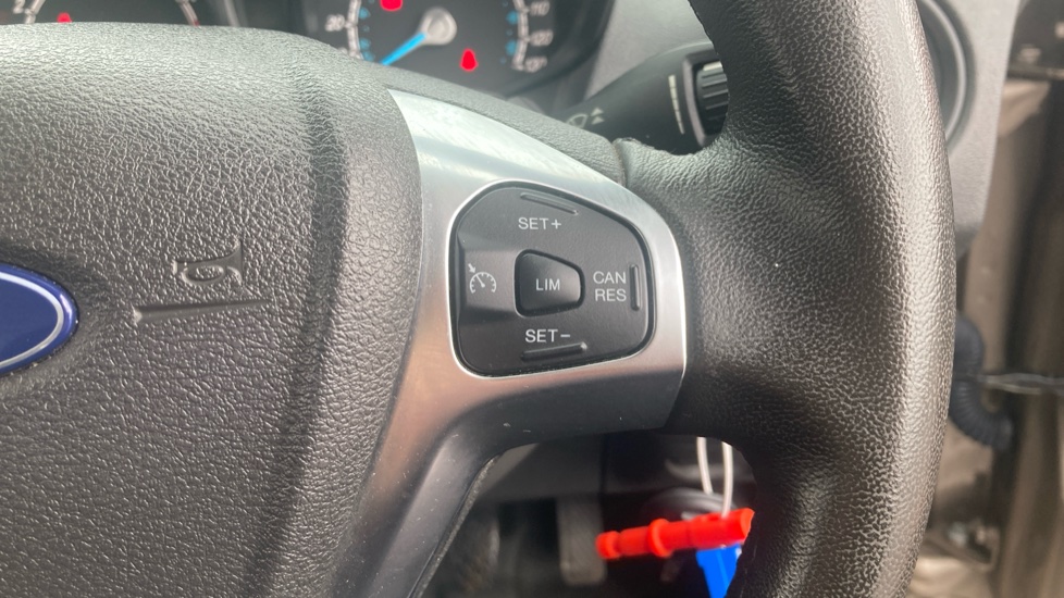 Ford Transit Courier Petrol 1.0 EcoBoost Limited Van [6 Speed] - Image 30
