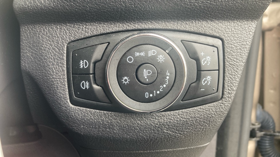 Ford Transit Courier Petrol 1.0 EcoBoost Limited Van [6 Speed] - Image 31