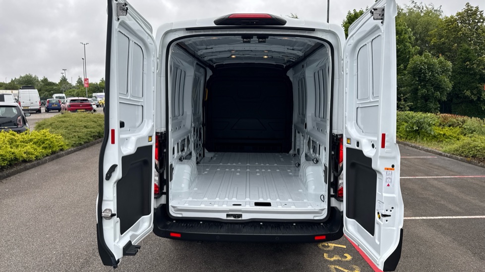 Ford Transit E-350 L3 Rwd 135kW 68kWh H2 Leader Van Auto - Image 3