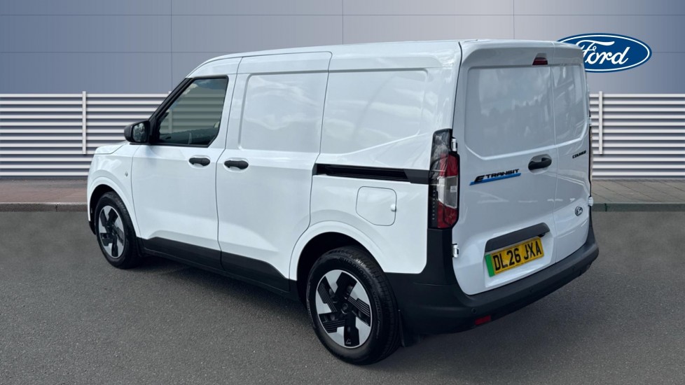 Ford Transit Courier E-Transit Courier 100kW 43kWh Trend Van Auto - Image 2