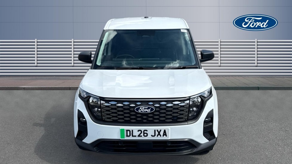 Ford Transit Courier E-Transit Courier 100kW 43kWh Trend Van Auto - Image 8