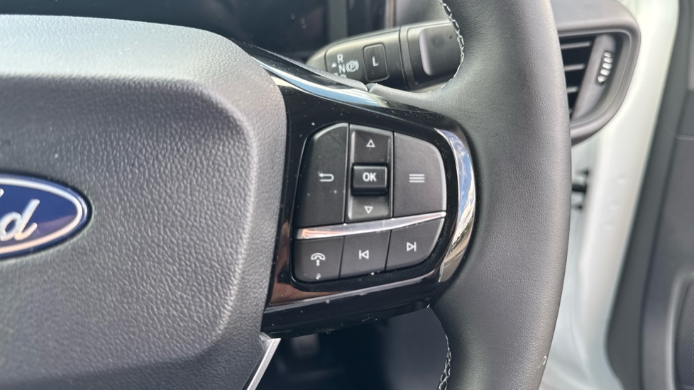 Ford Transit Courier E-Transit Courier 100kW 43kWh Trend Van Auto - Image 29