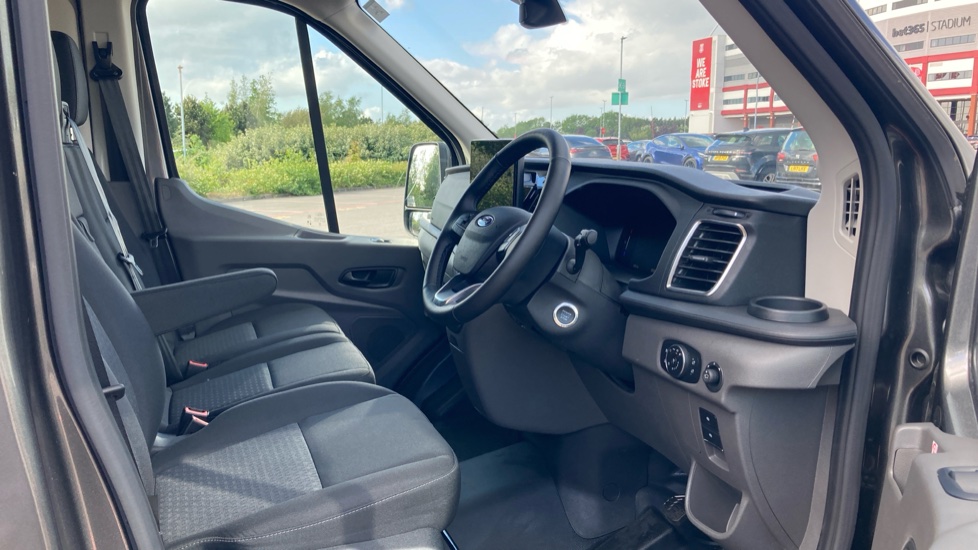 Ford Transit E-350 L3 Rwd 135kW 68kWh H2 Trend Van Auto - Image 6