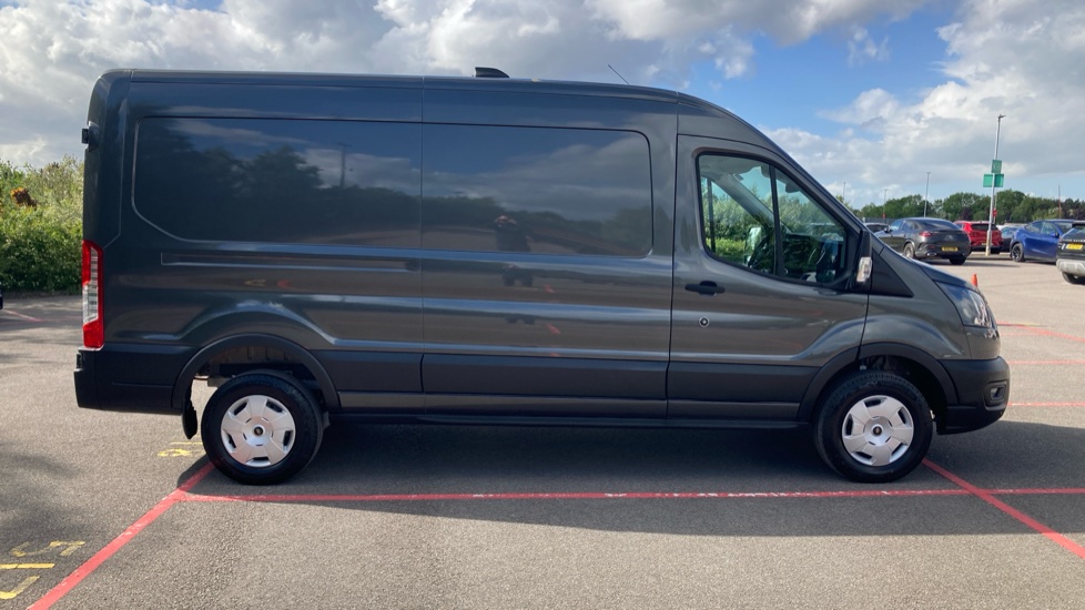Ford Transit E-350 L3 Rwd 135kW 68kWh H2 Trend Van Auto - Image 9