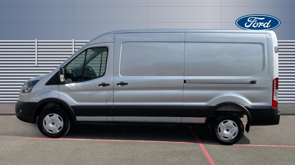 Ford Transit E-350 L3 Rwd 135kW 68kWh H2 Trend Van Auto [DAP] - Image 4