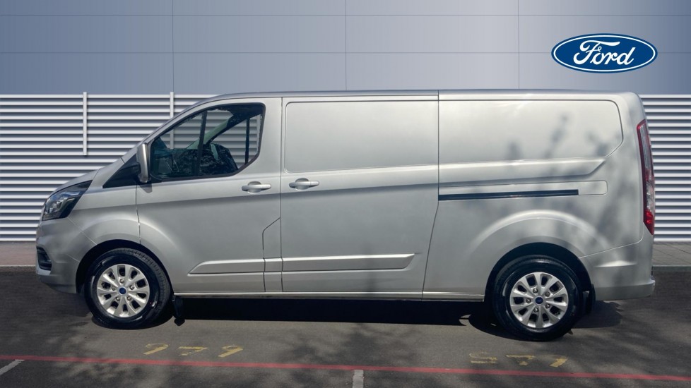 Ford Transit Custom 300 L2 Diesel Fwd 2.0 EcoBlue 130ps Low Roof Limited Van - Image 4