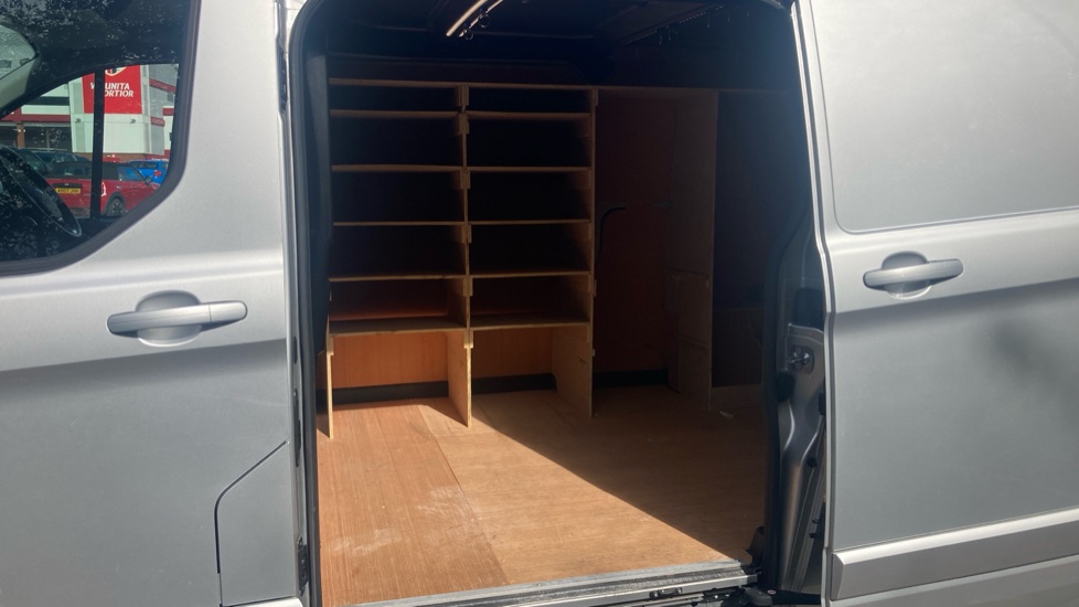 Ford Transit Custom 300 L2 Diesel Fwd 2.0 EcoBlue 130ps Low Roof Limited Van - Image 5
