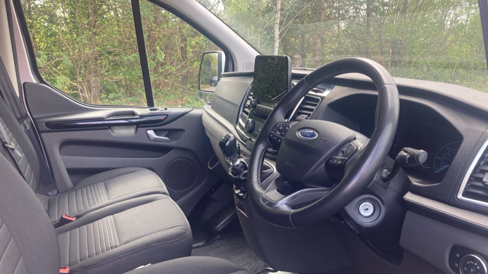 Ford Transit Custom 300 L2 Diesel Fwd 2.0 EcoBlue 130ps Low Roof Limited Van - Image 16