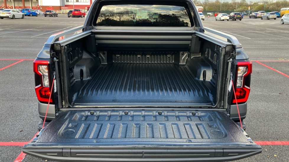 Ford Ranger Petrol Pick Up D/Cab Wildtrak 2.3 EB PHEV 281 Auto [NI] - Image 12