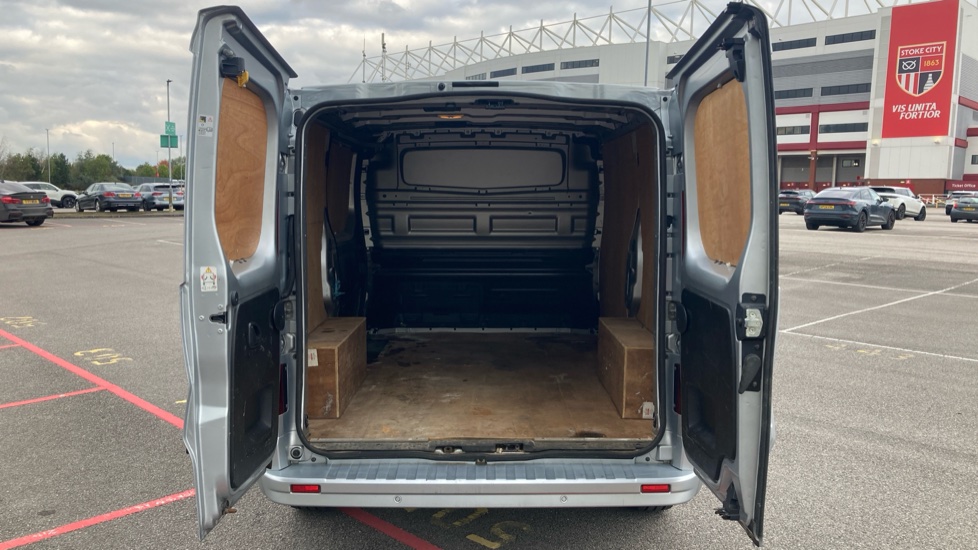 Renault Trafic Swb Diesel SL30 Blue dCi 150 Extra Sport Van - Image 3