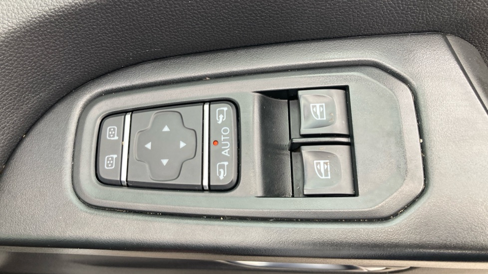 Renault Trafic Swb Diesel SL30 Blue dCi 150 Extra Sport Van - Image 33