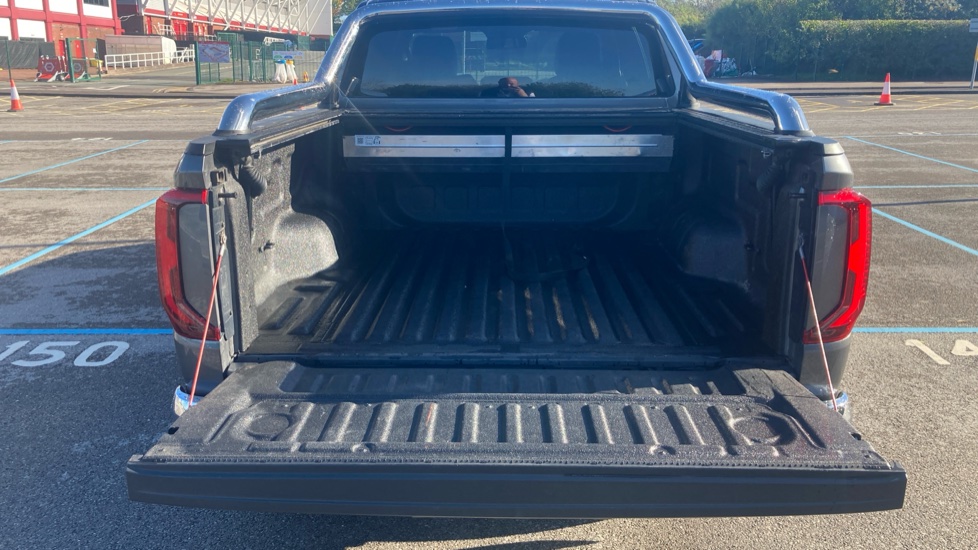 Volkswagen Amarok Diesel D/Cab Pick Up Style 3.0 V6 TDI 240 4MOTION Auto - Image 3