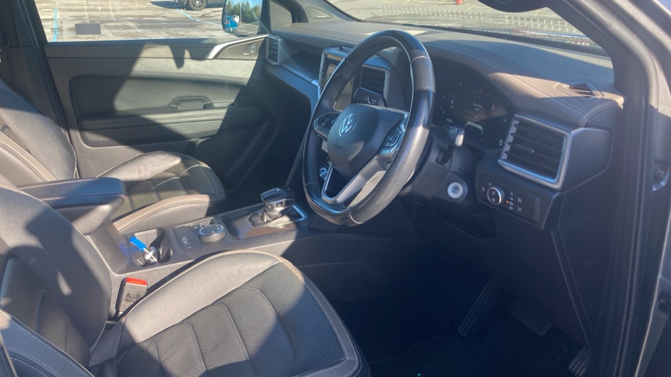 Volkswagen Amarok Diesel D/Cab Pick Up Style 3.0 V6 TDI 240 4MOTION Auto - Image 6